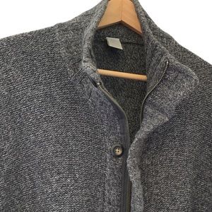 GAP Chunky Knit Sweater w Both Zipper & Button Closure and Pockets